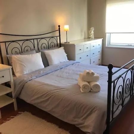 Apartment 3-bed In Town Centre With Beach Access! Tavira