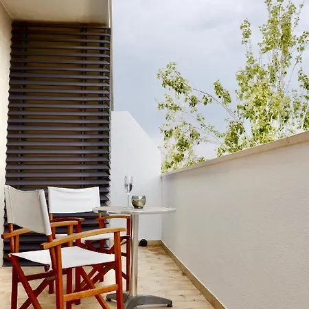3-bed In Town Centre With Beach Access! * Tavira