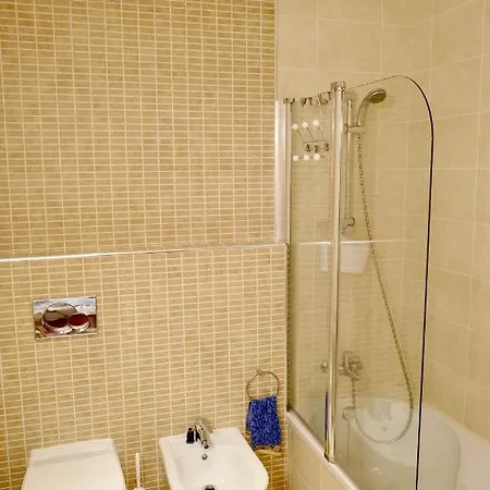 Apartment 3-bed In Town Centre With Beach Access! Tavira