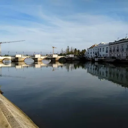 Appartamento 3-bed In Town Centre With Beach Access! *